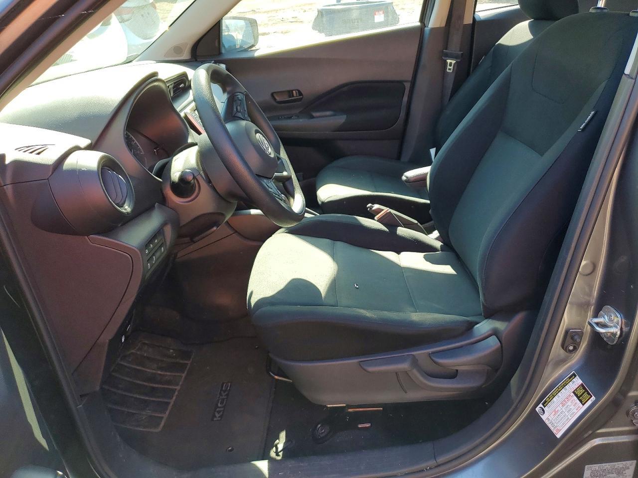 2024 NISSAN KICKS