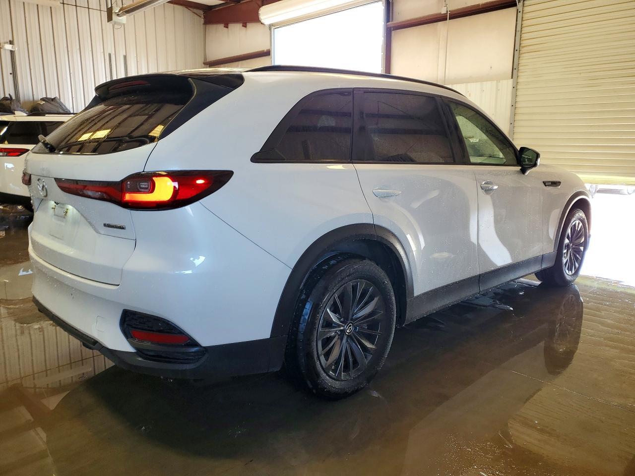 2025 MAZDA Cx-70