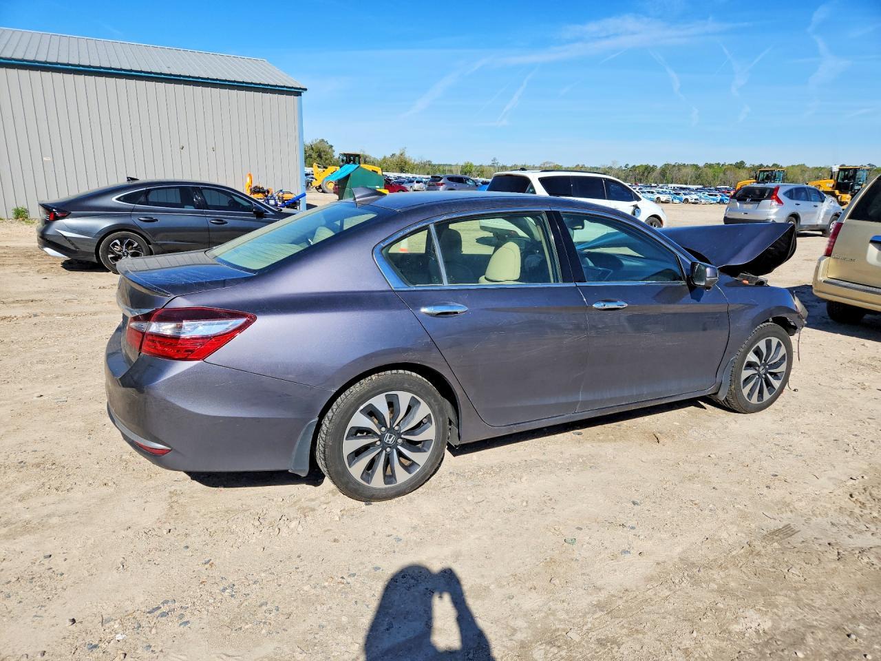 2017 HONDA ACCORD