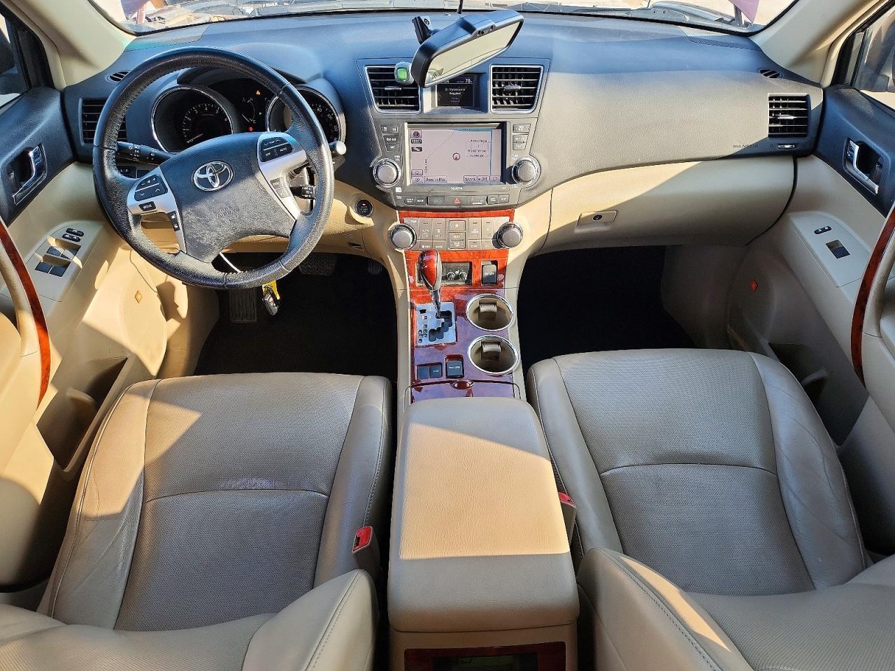2012 TOYOTA HIGHLANDER