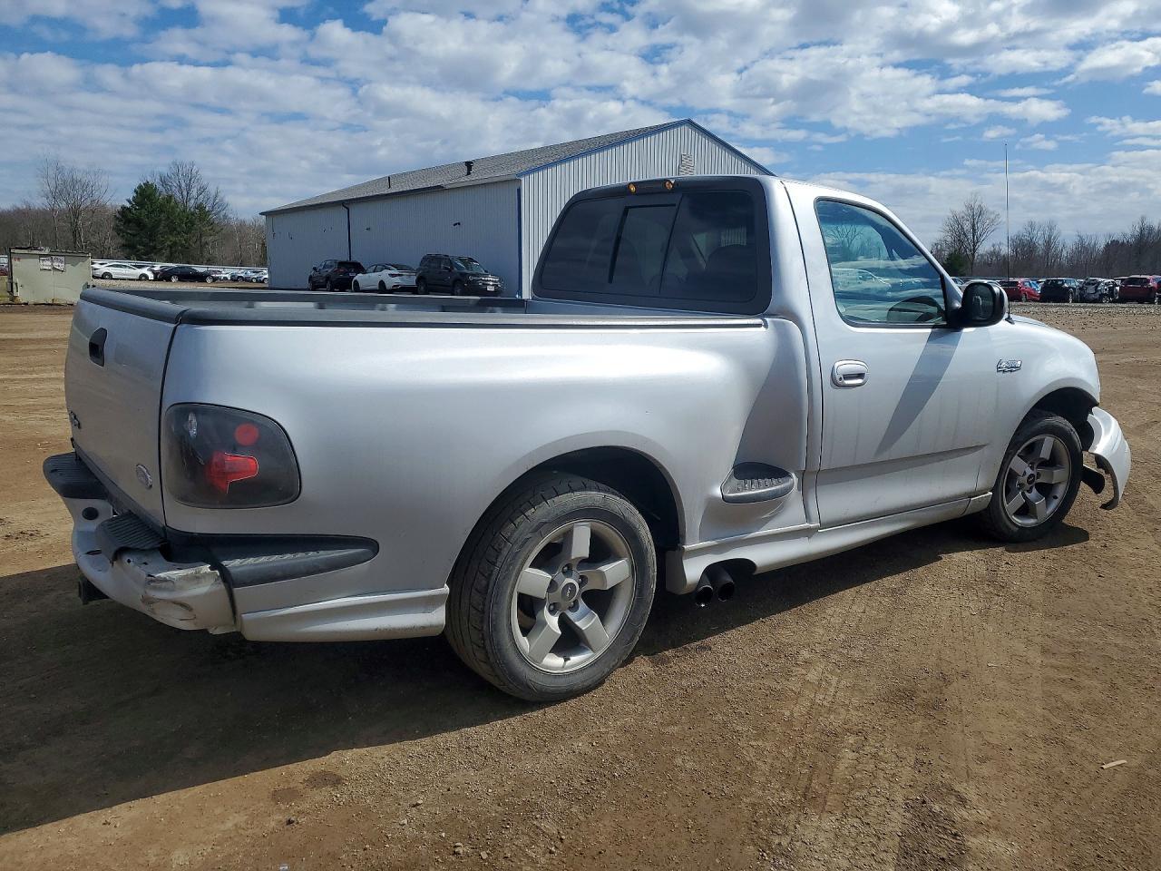 2001 FORD F-150 Lightning