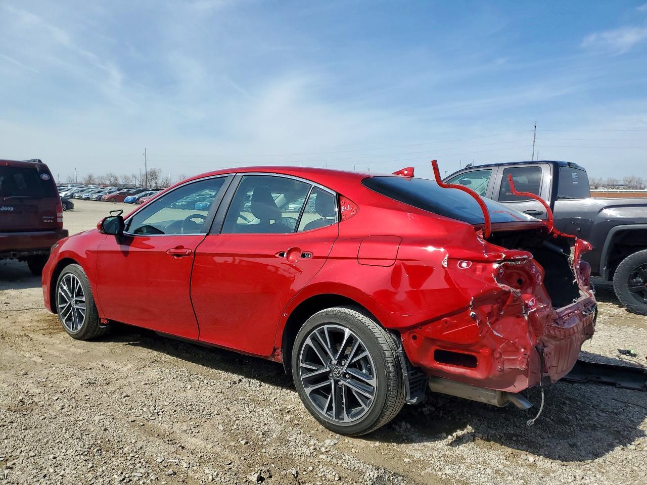 2025 TOYOTA CAMRY