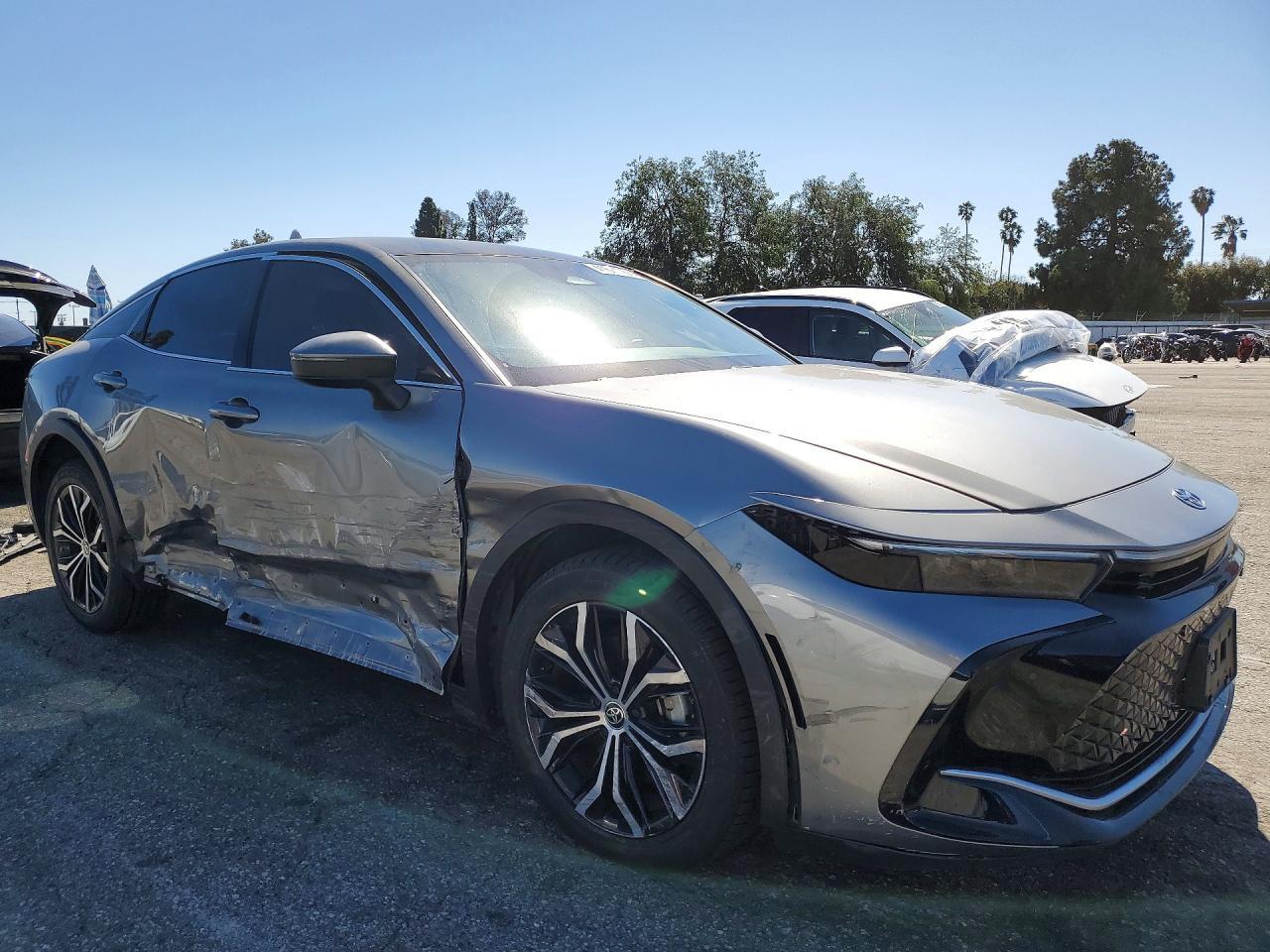 2024 TOYOTA Crown
