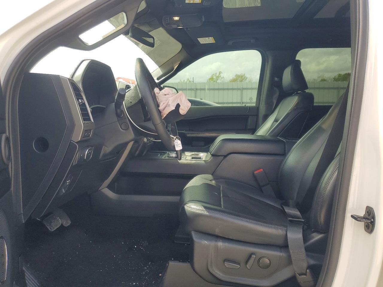 2021 FORD Expedition