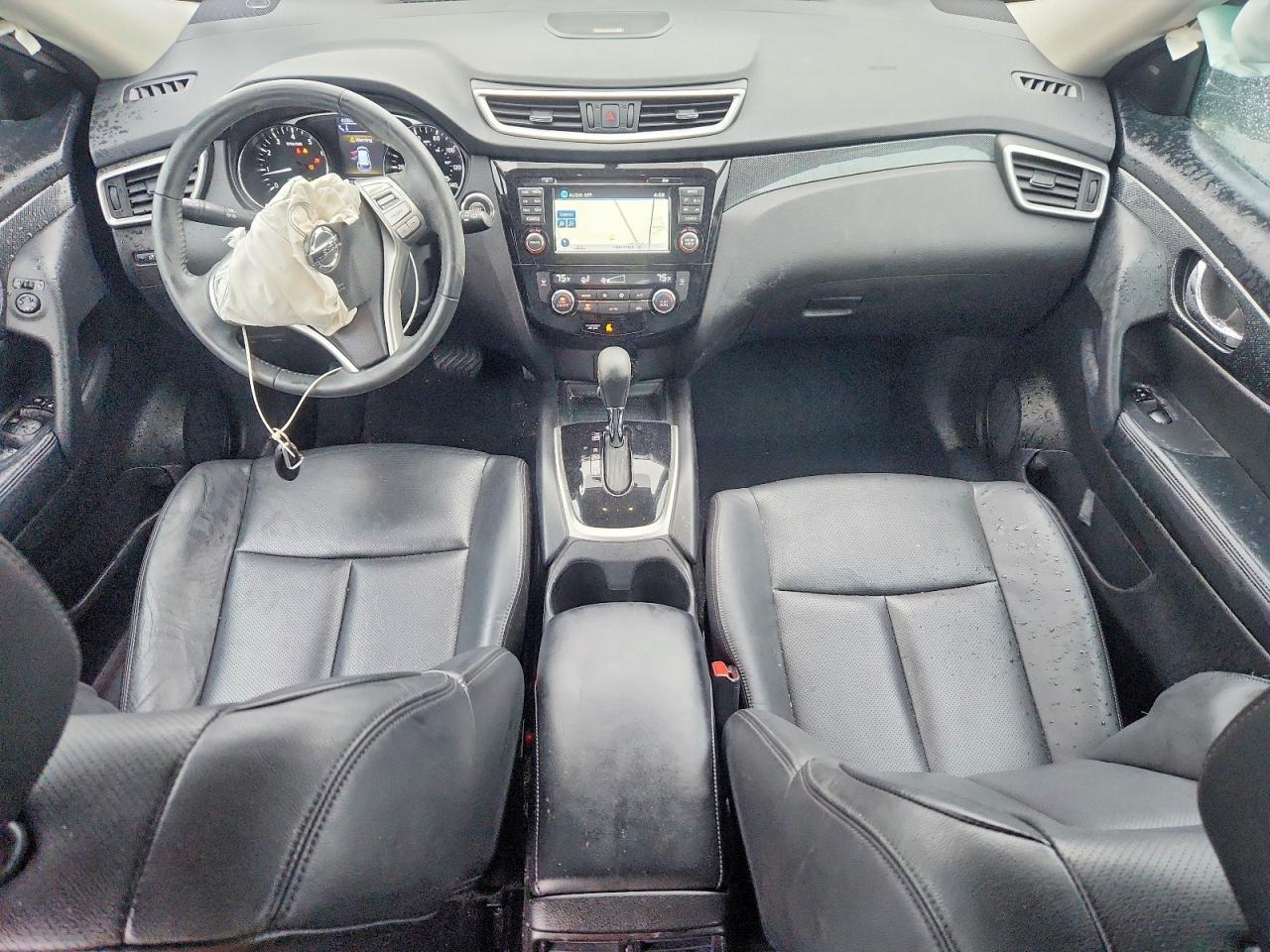 2015 NISSAN ROGUE