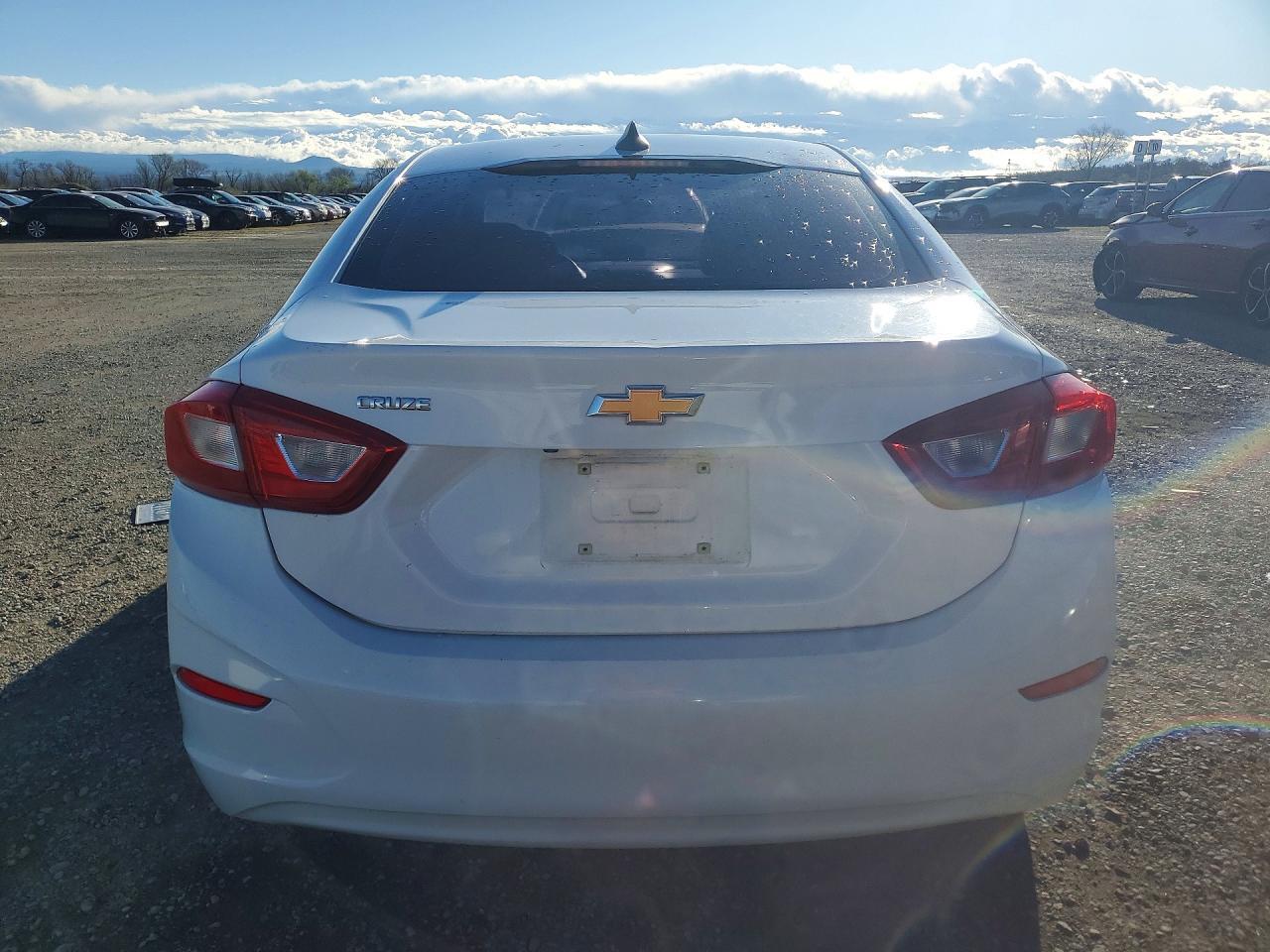 2016 CHEVROLET CRUZE