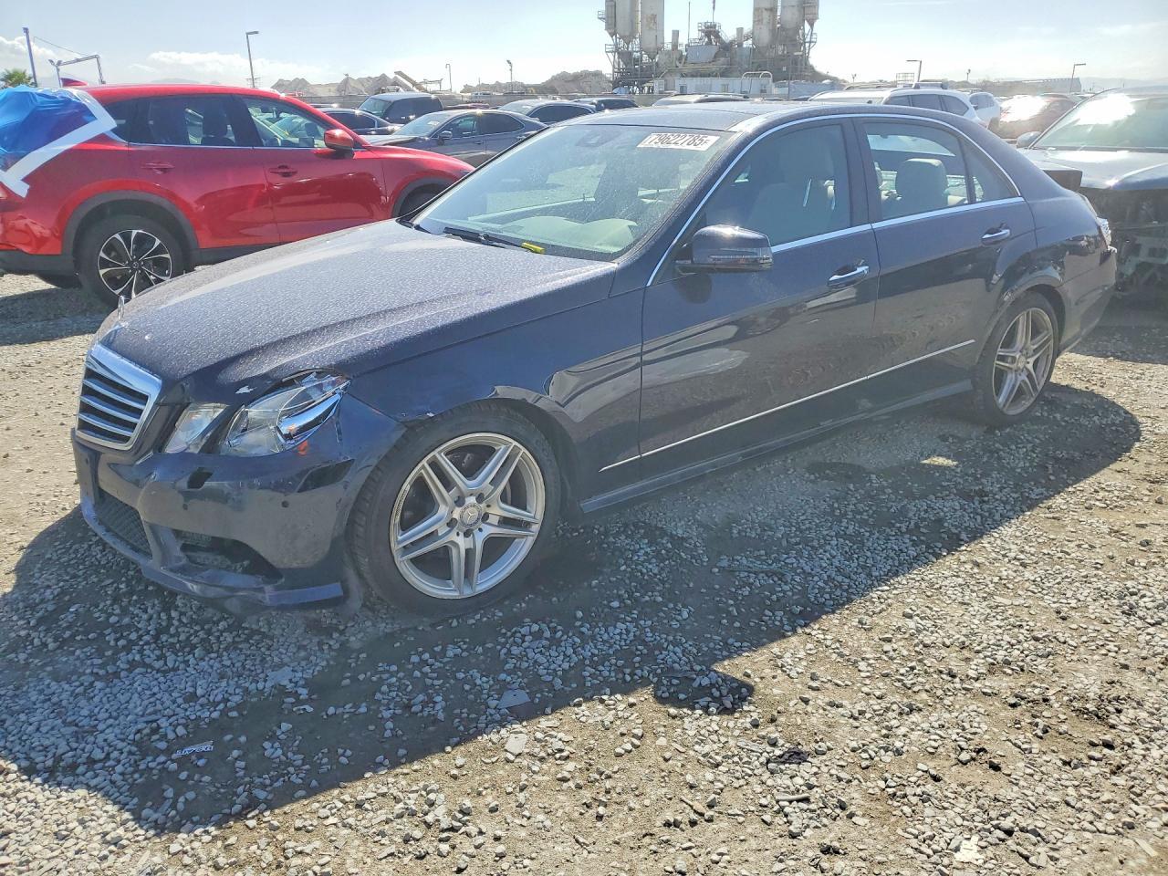 2013 MERCEDES-BENZ E-Class
