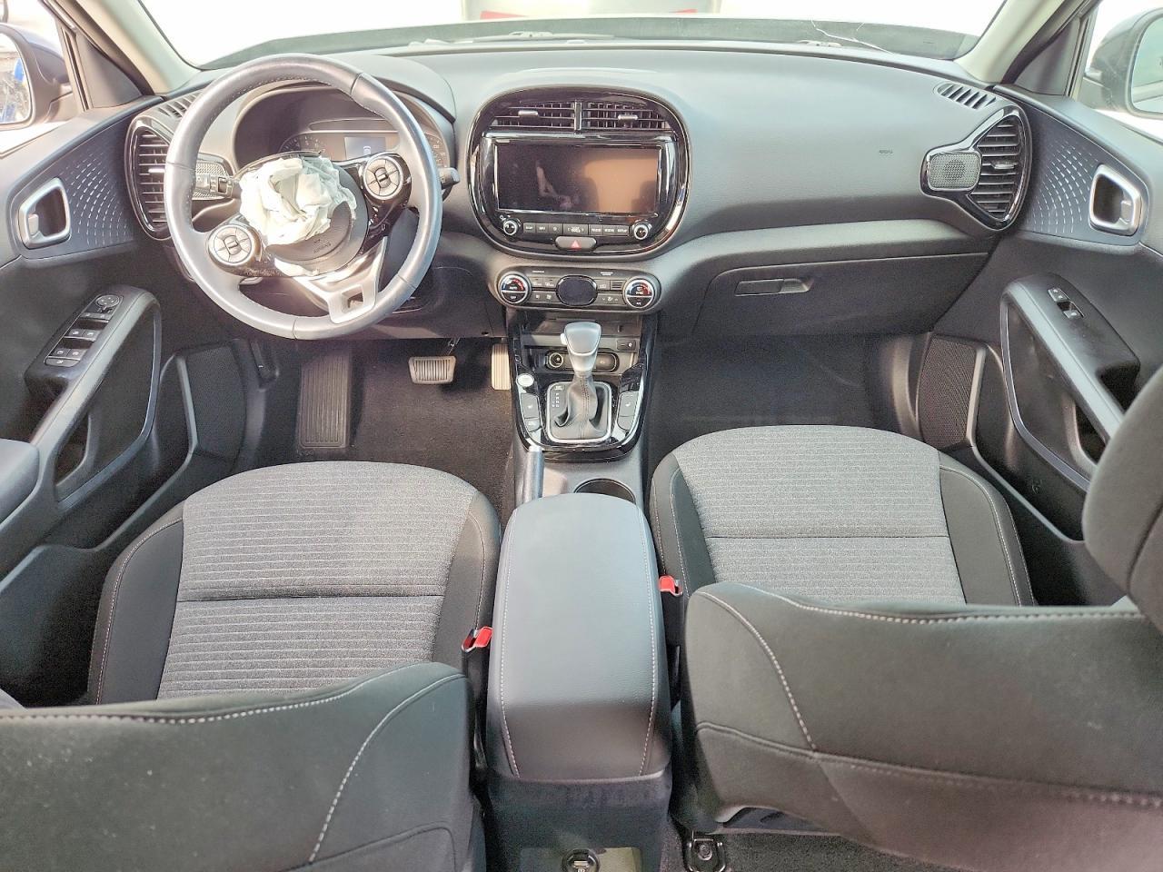 2022 KIA SOUL