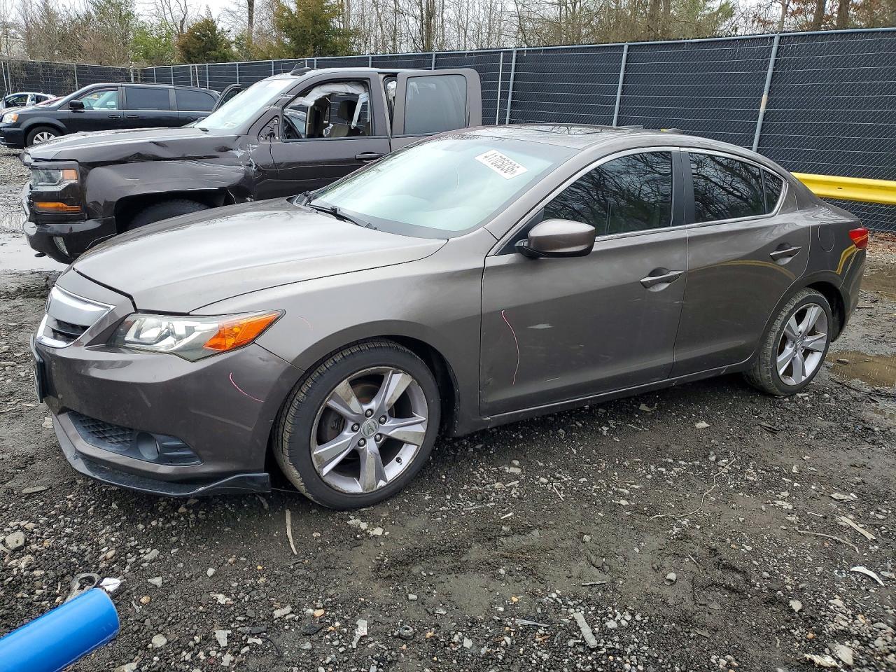 2013 ACURA ILX