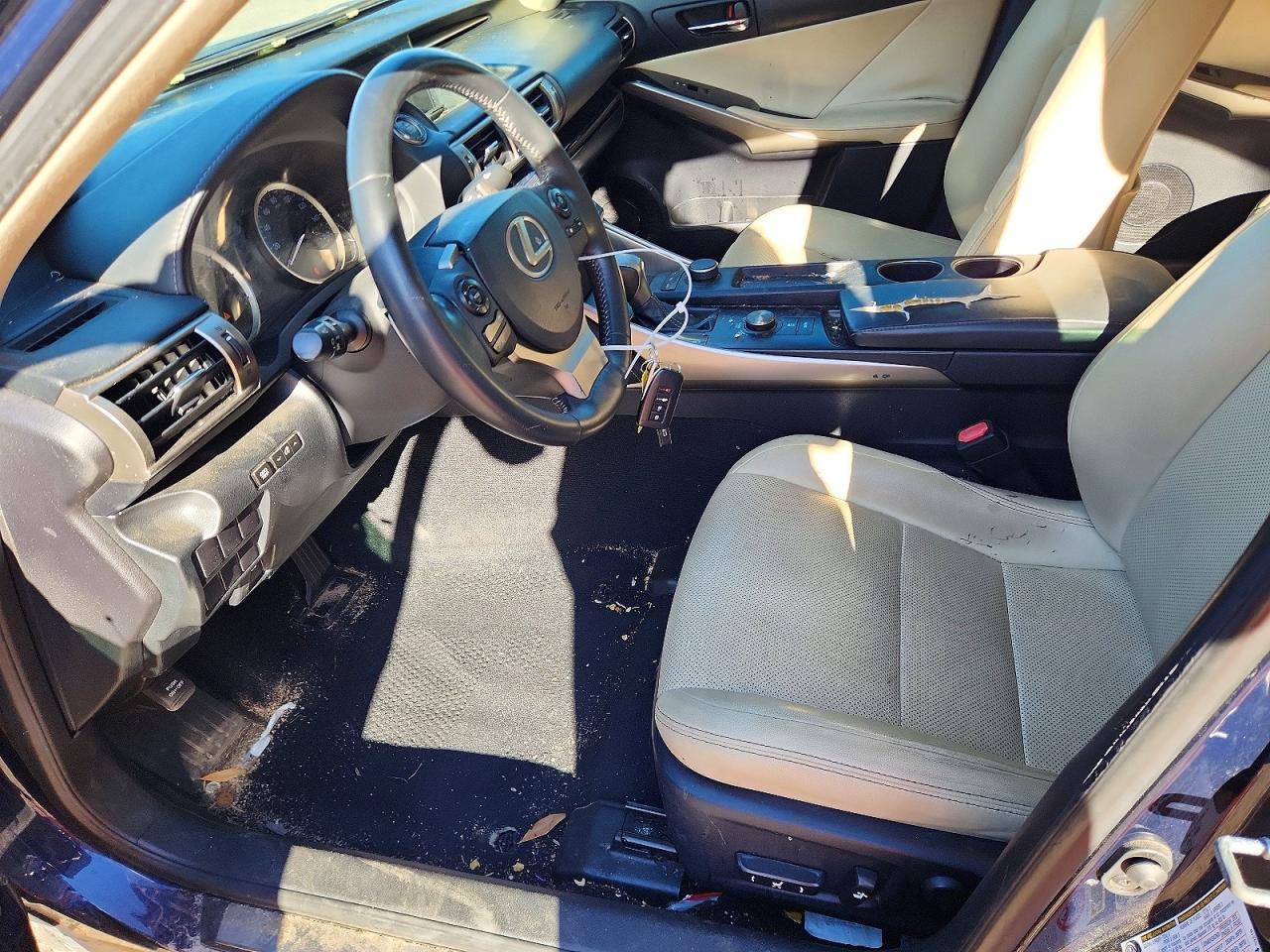 2015 LEXUS IS 250