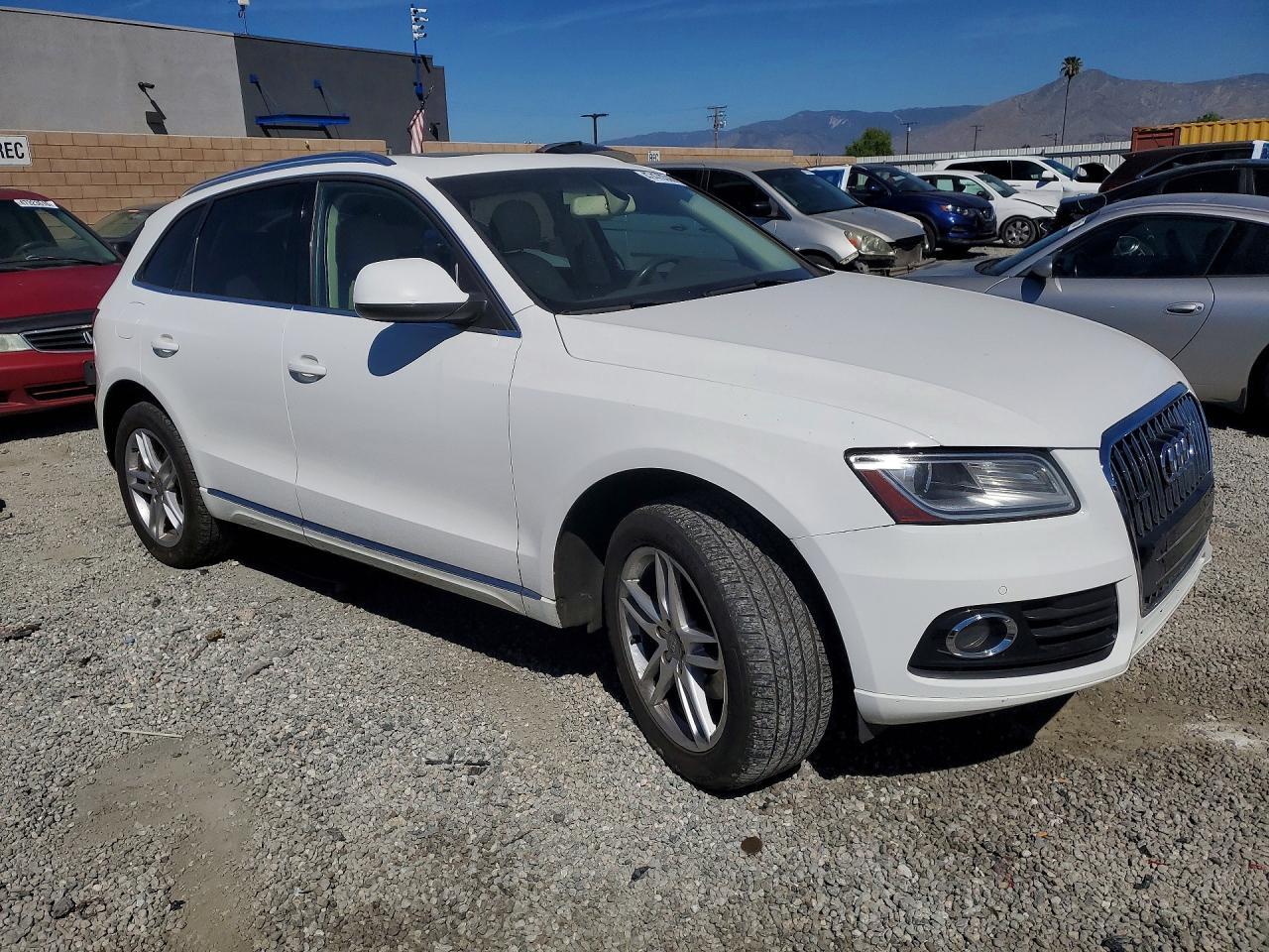 2014 AUDI Q5