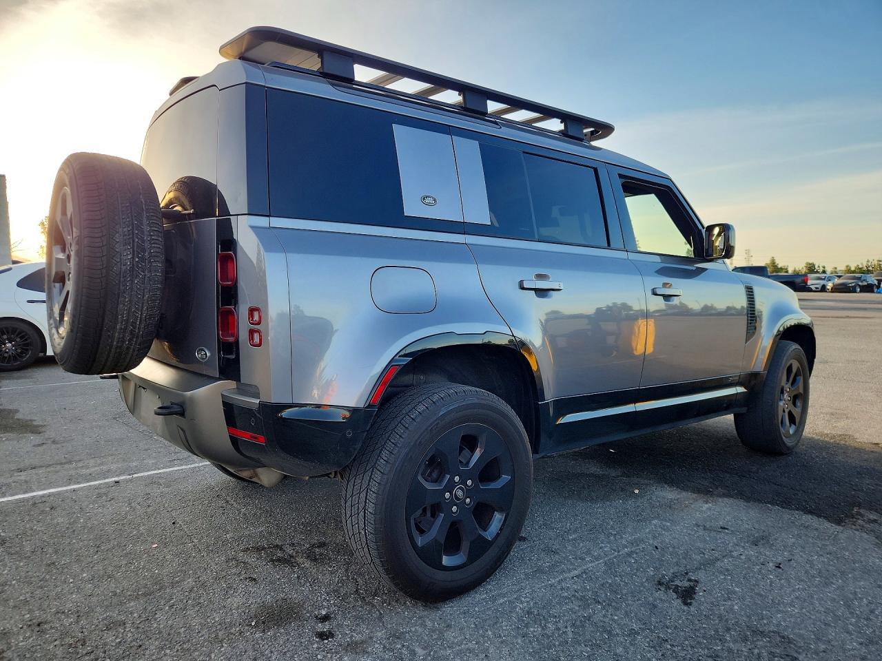 2021 LAND ROVER Defender