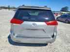 2011 TOYOTA SIENNA