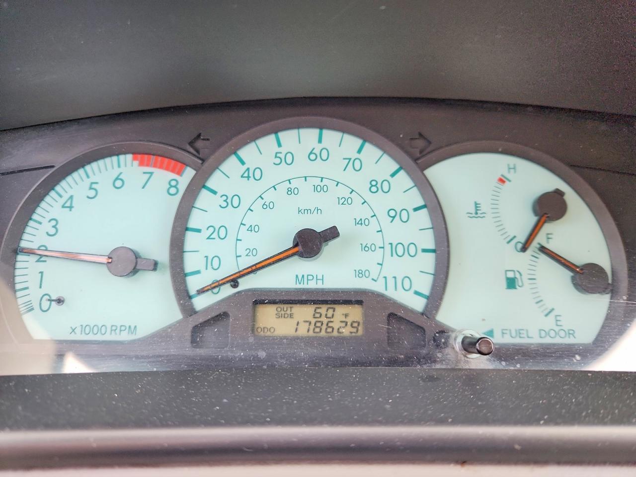 2004 TOYOTA COROLLA