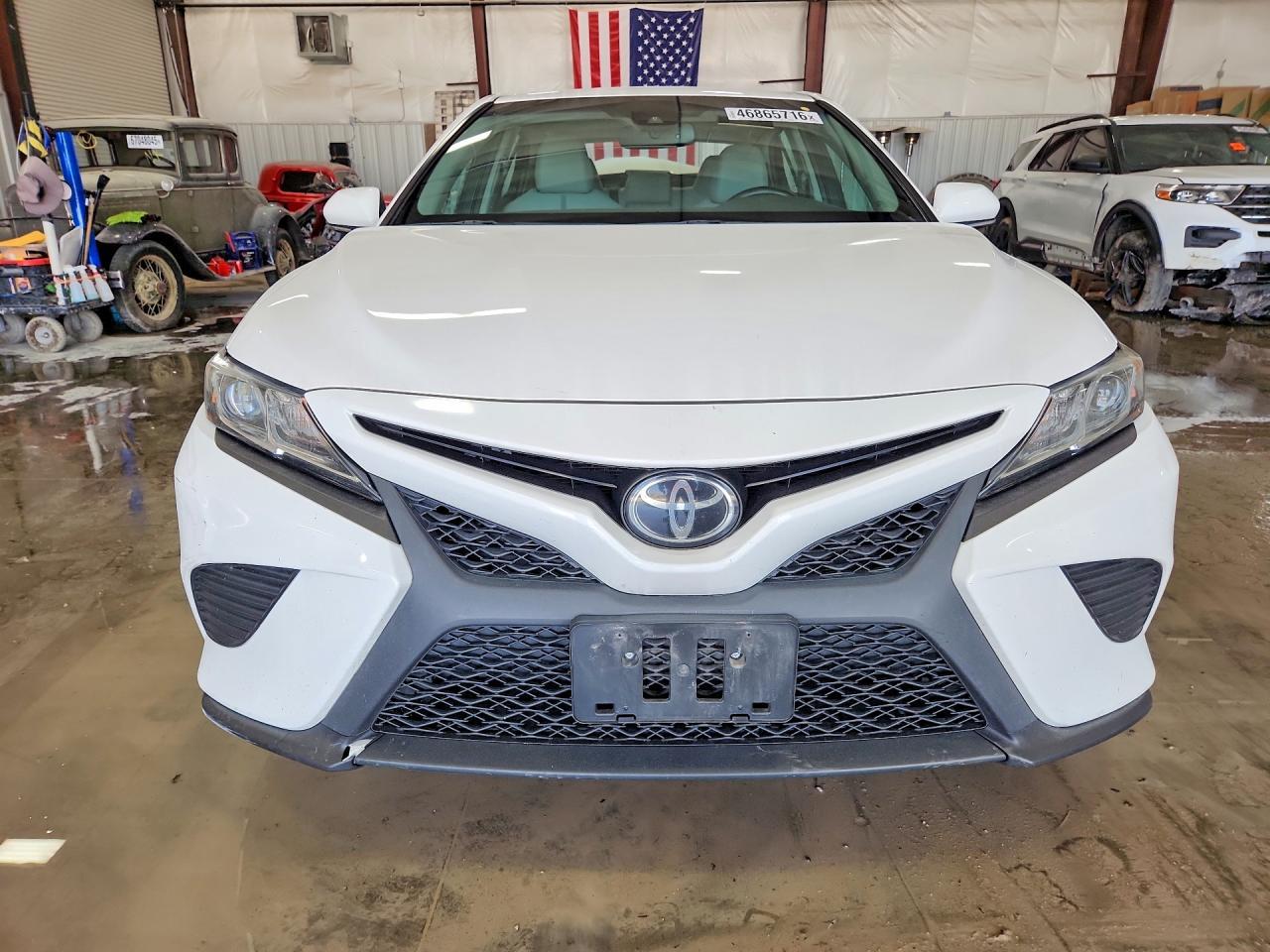 2018 TOYOTA CAMRY