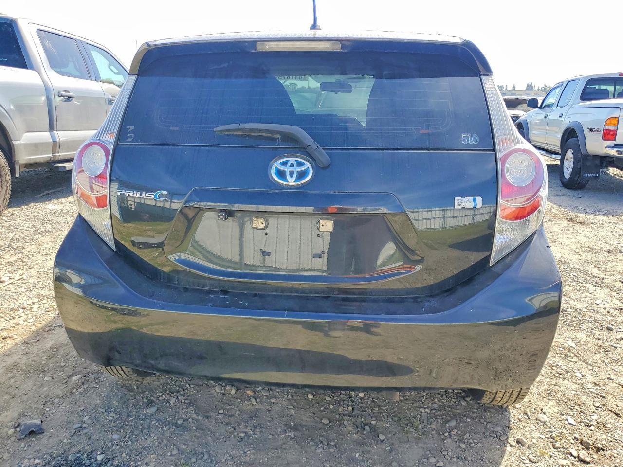 2013 TOYOTA Prius c