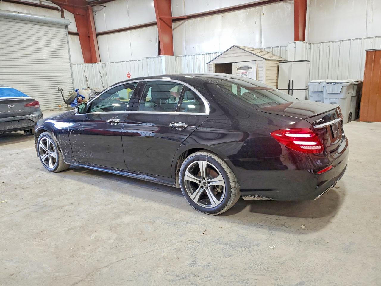 2017 MERCEDES-BENZ E-Class