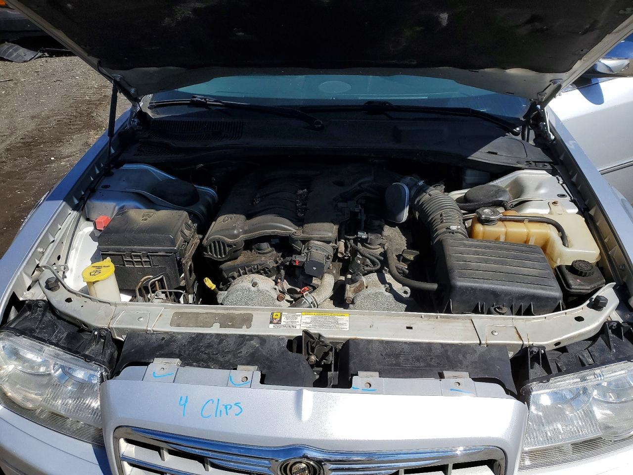 2010 CHRYSLER 300