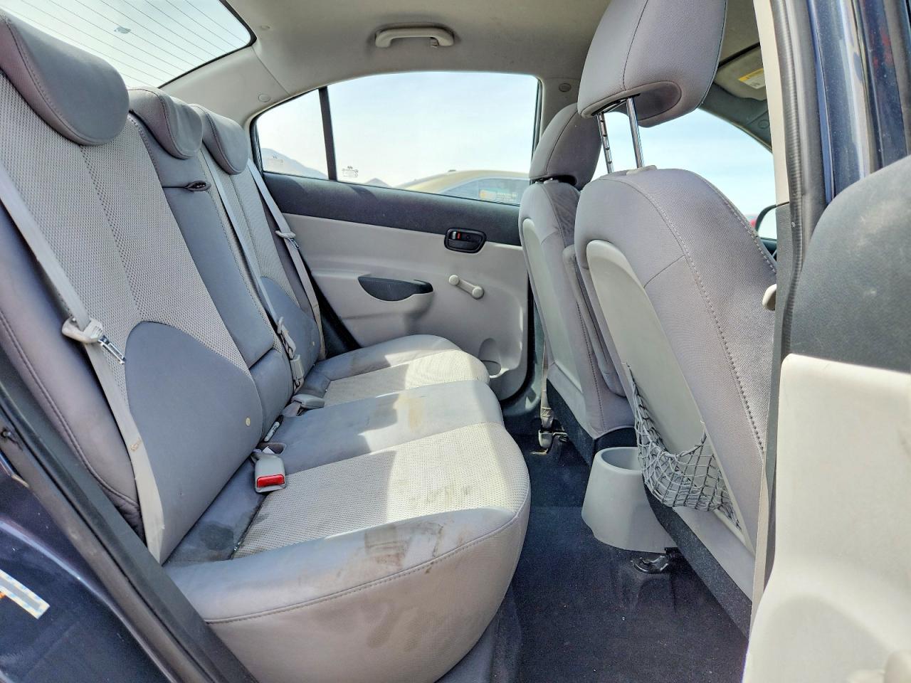 2011 HYUNDAI ACCENT