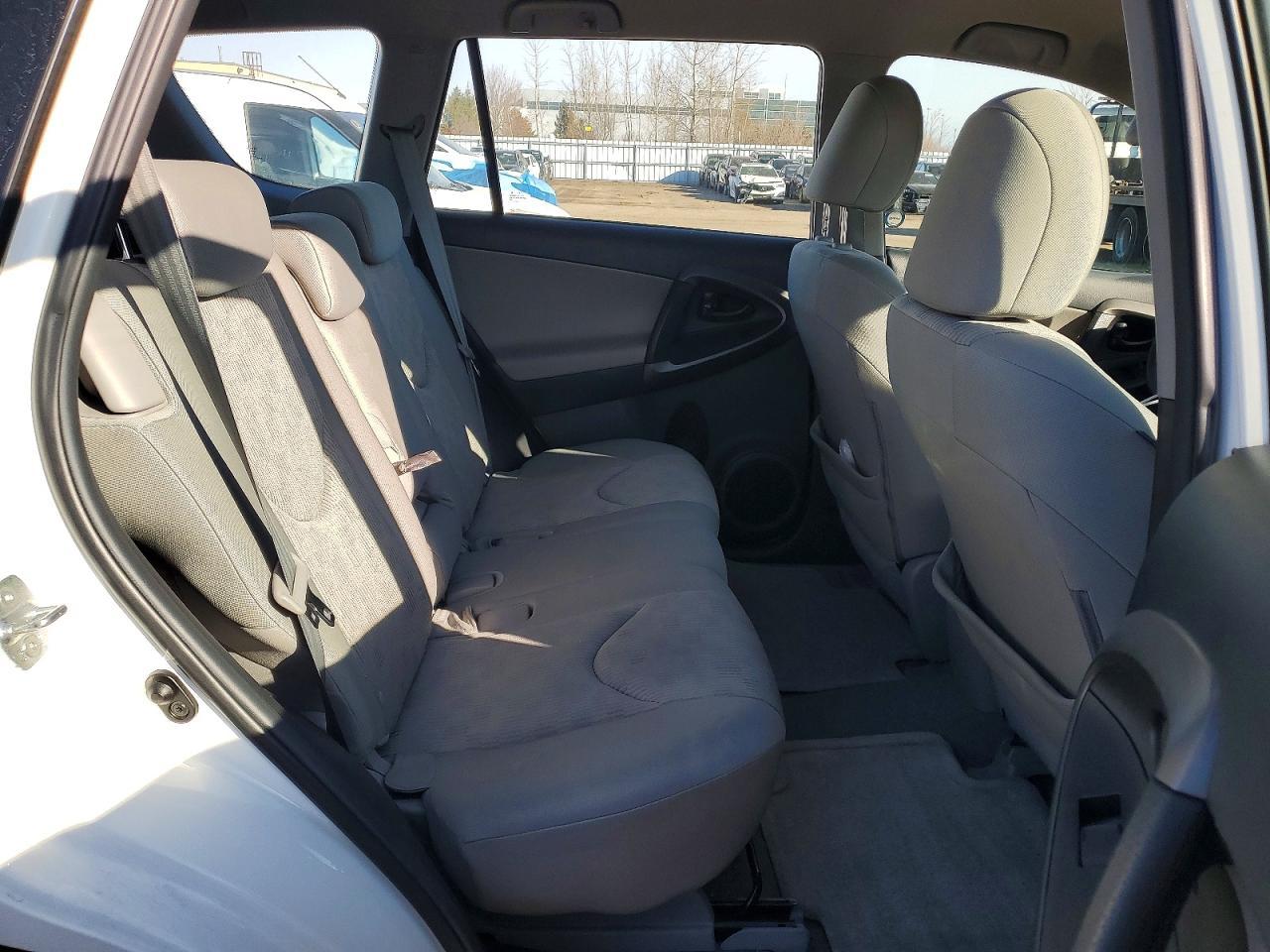 2011 TOYOTA RAV4