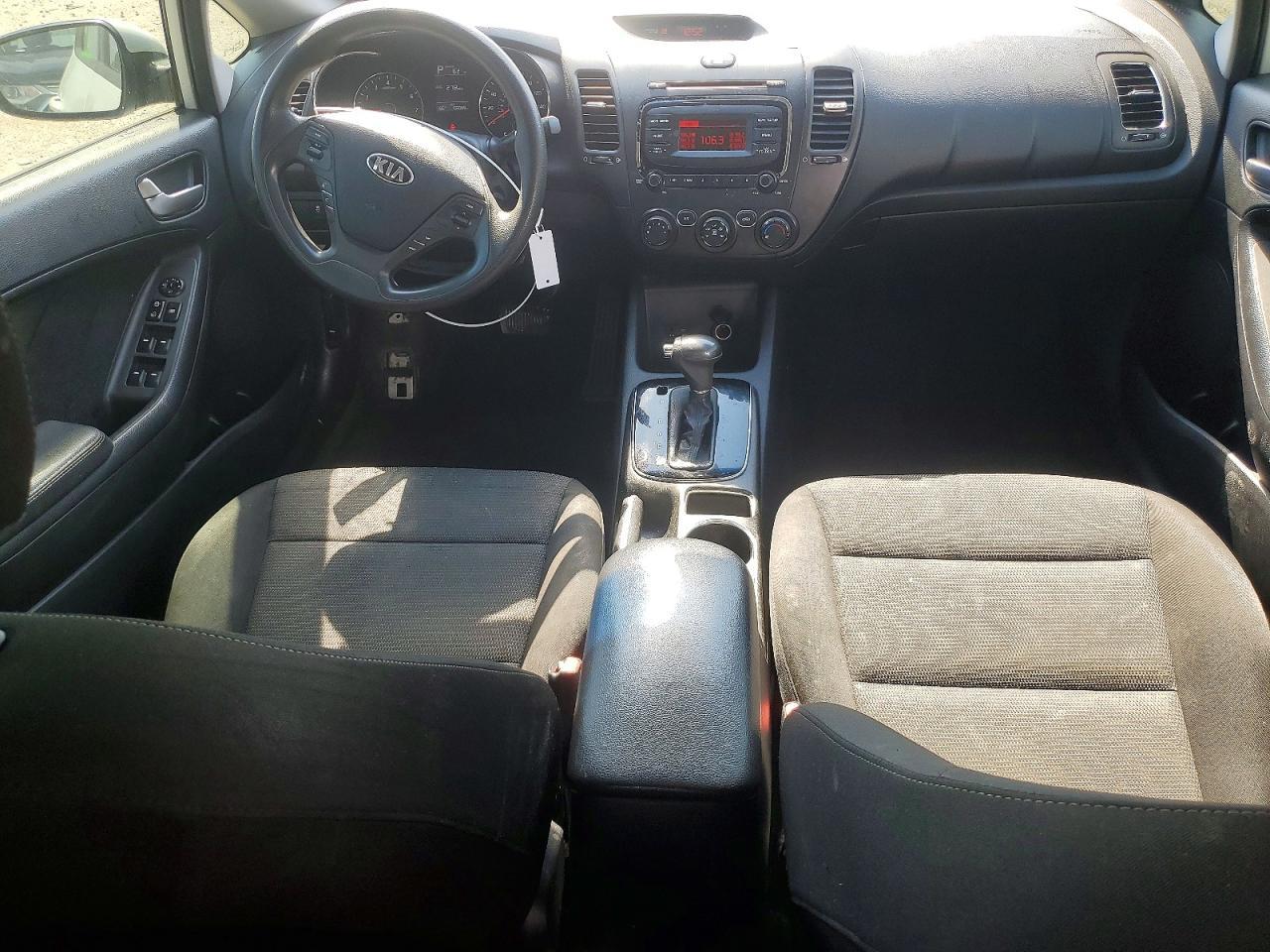 2017 KIA FORTE