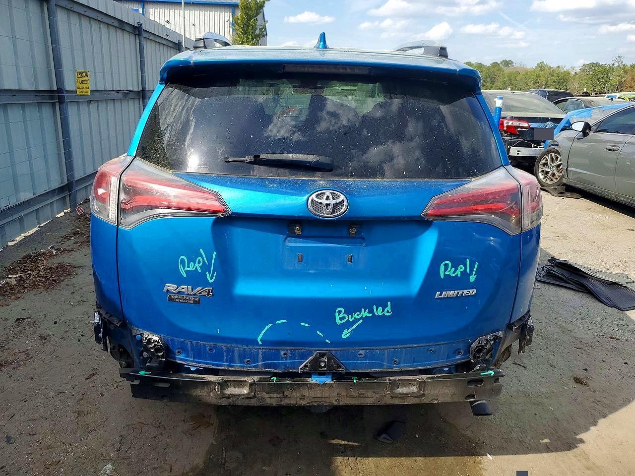 2016 TOYOTA RAV4