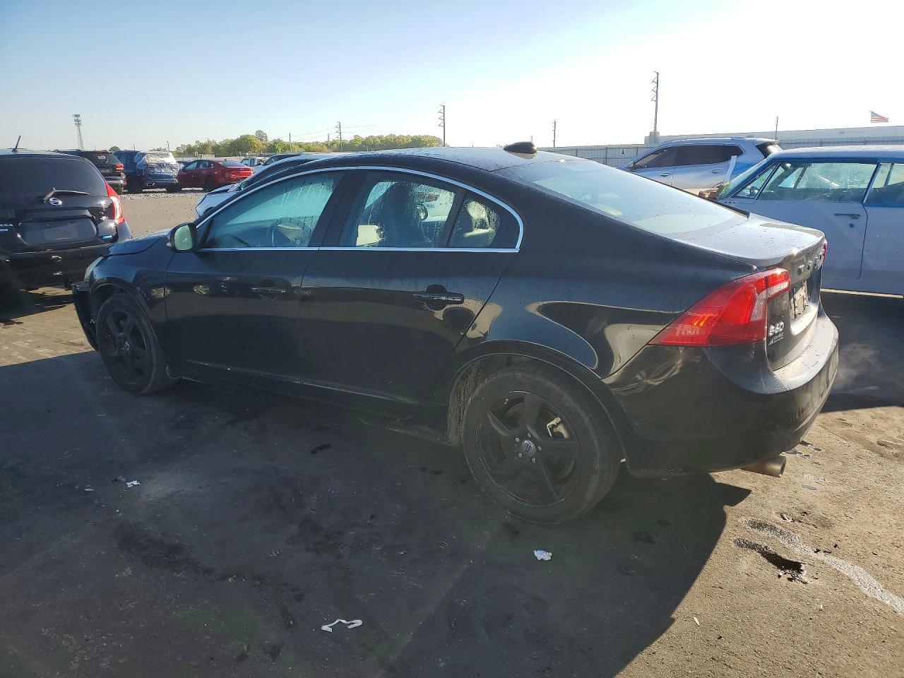 2013 VOLVO S60