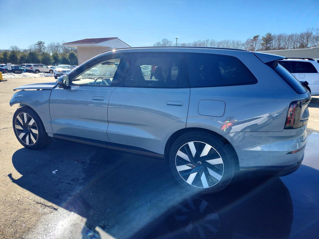 2025 VOLVO Ex90
