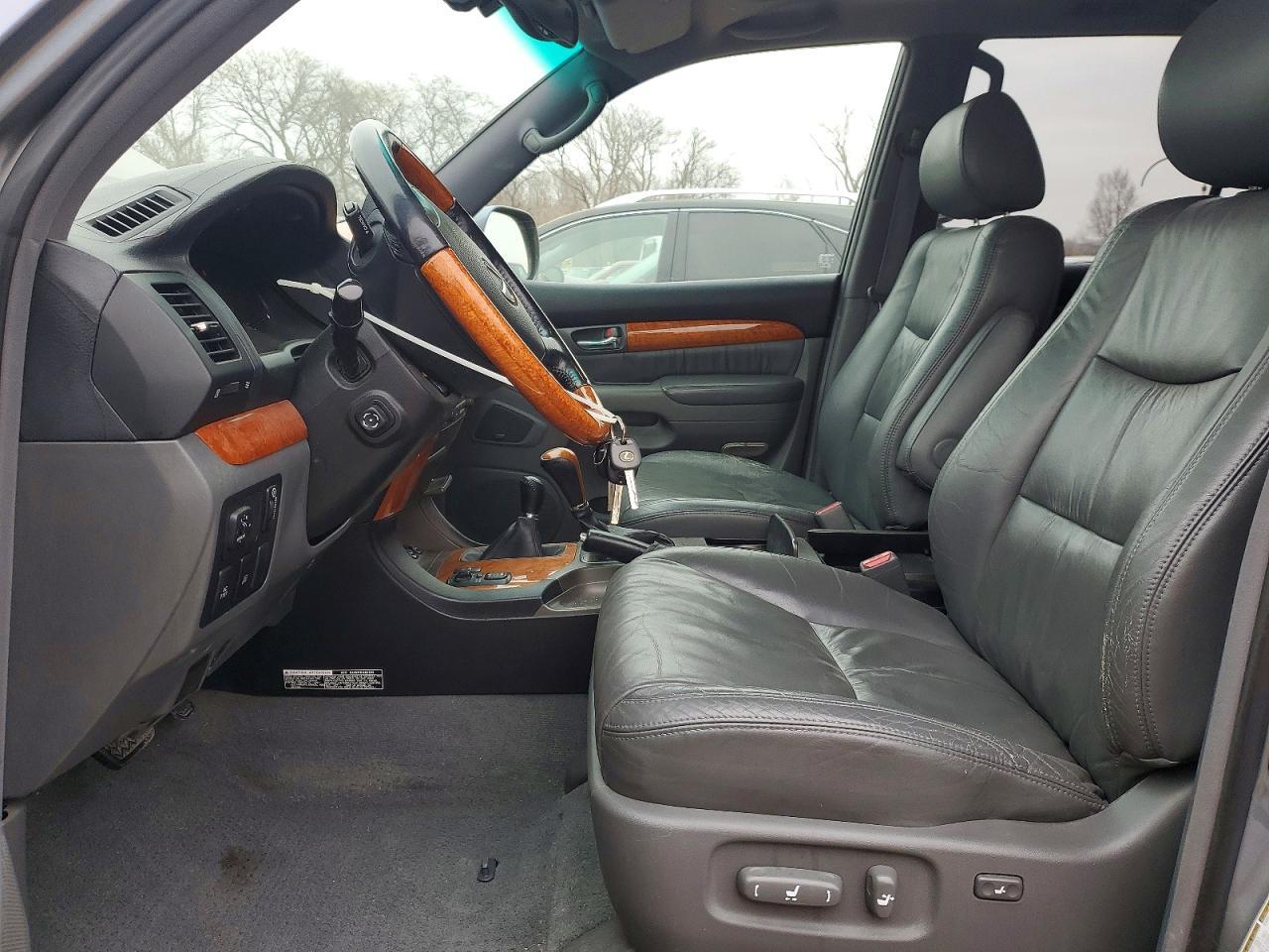 2004 LEXUS Gx 470