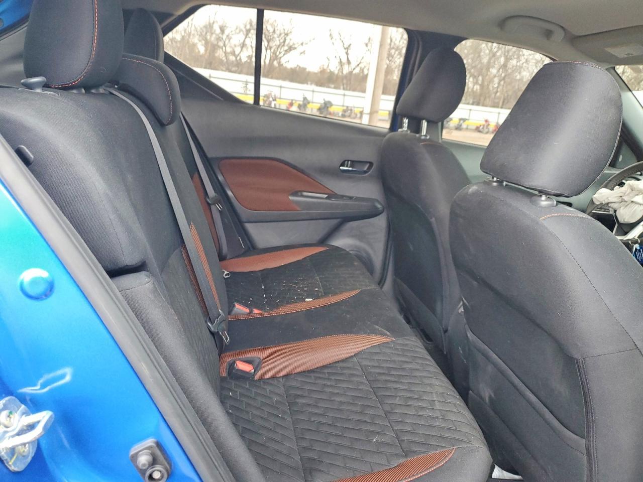 2024 NISSAN KICKS