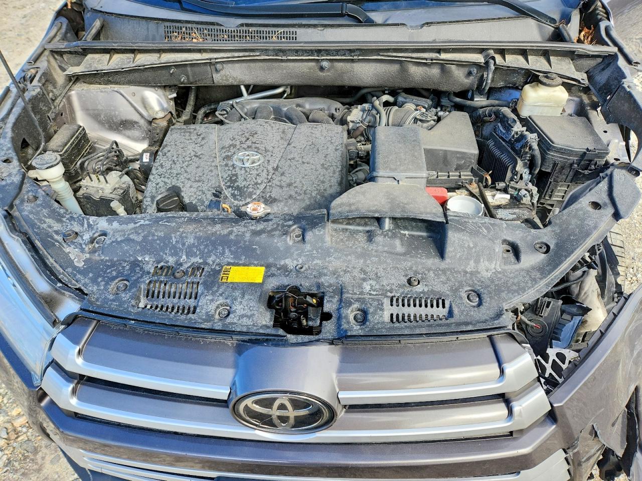 2018 TOYOTA HIGHLANDER