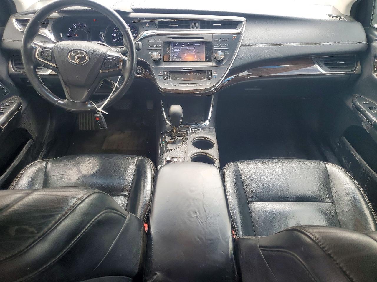 2013 TOYOTA Avalon