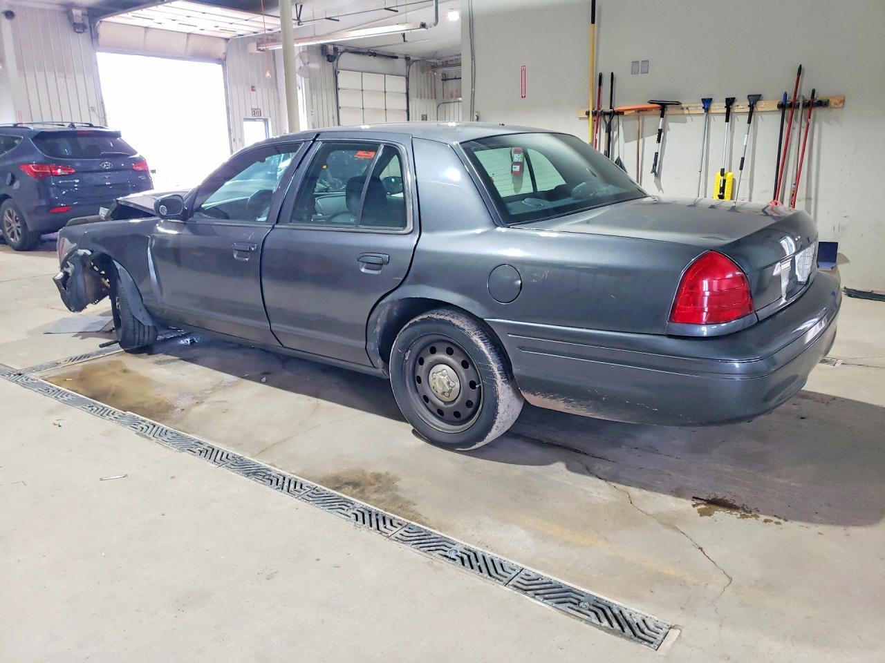 2007 FORD Crown Victoria