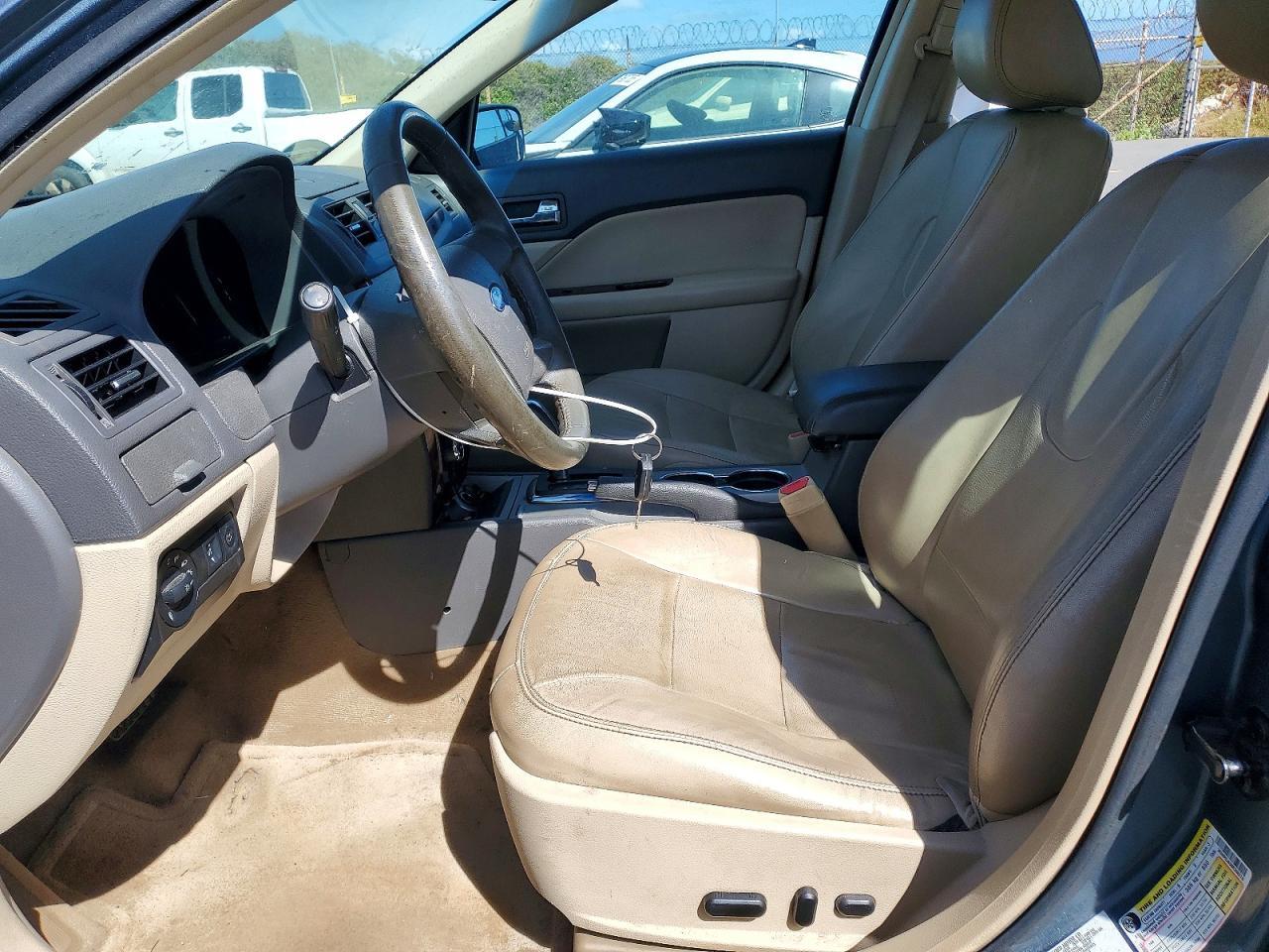 2011 FORD FUSION