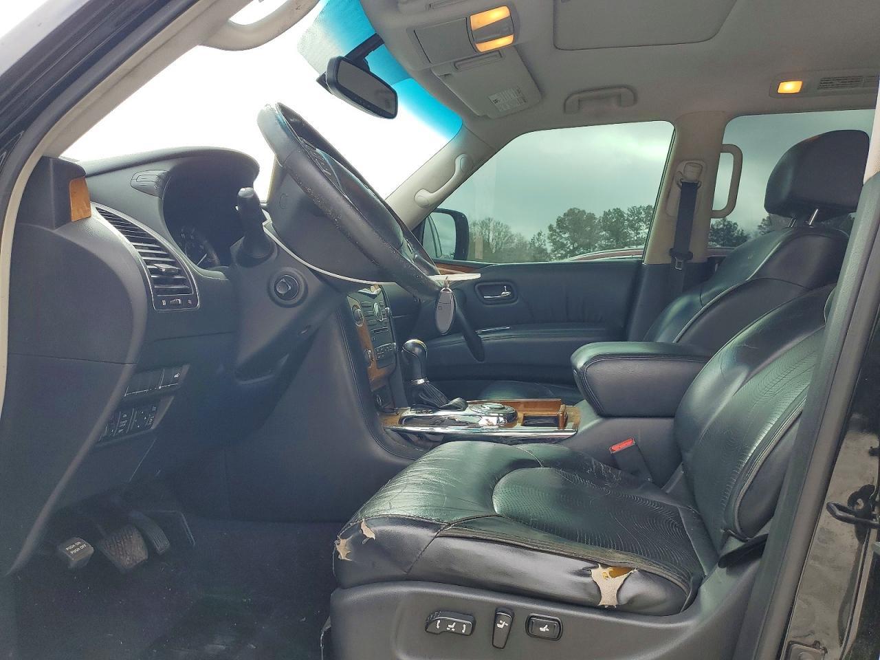 2012 INFINITI QX56