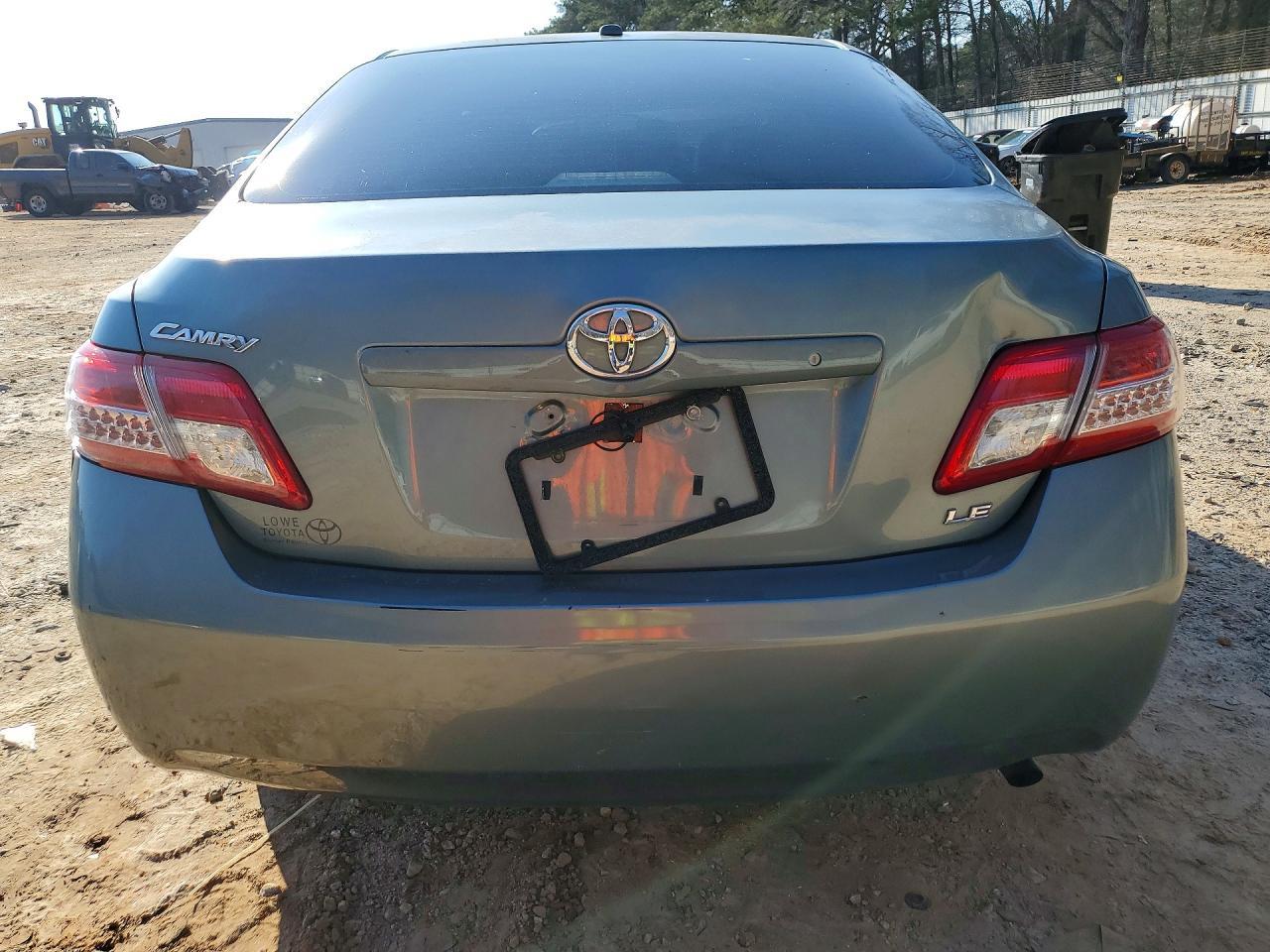 2010 TOYOTA CAMRY