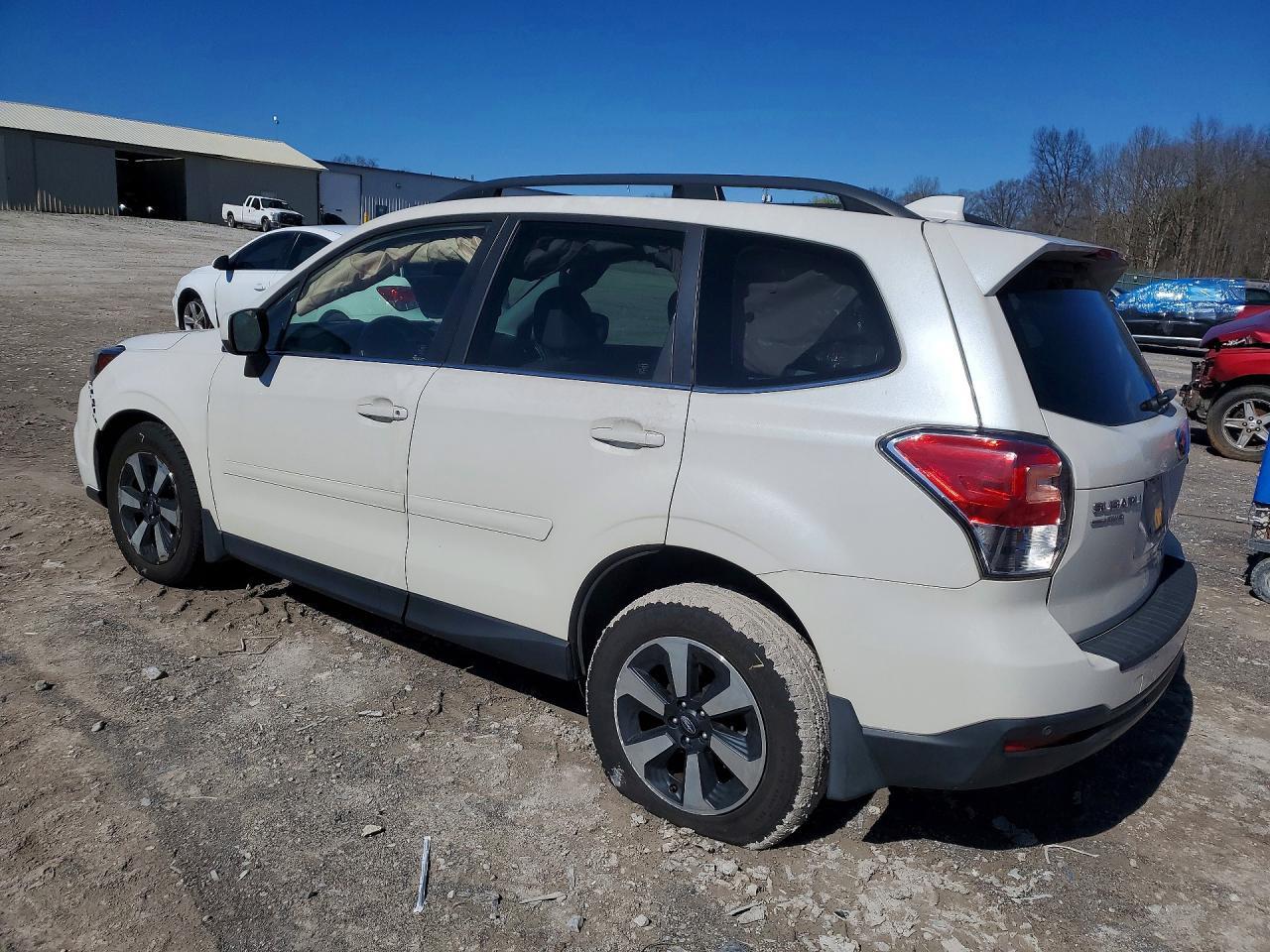 2018 SUBARU FORESTER