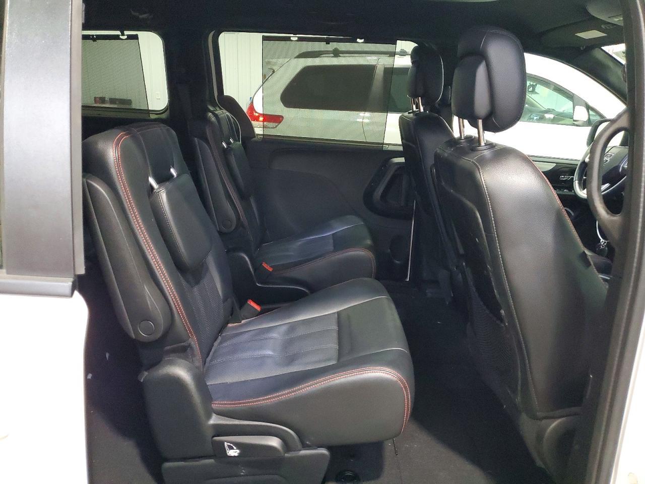 2017 DODGE GRAND CARAVAN