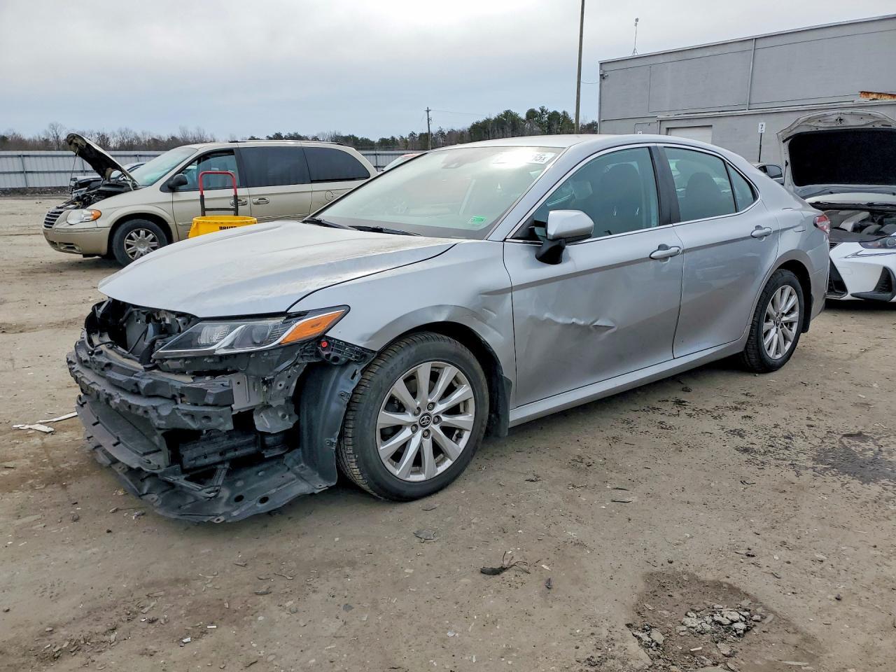 2020 TOYOTA CAMRY