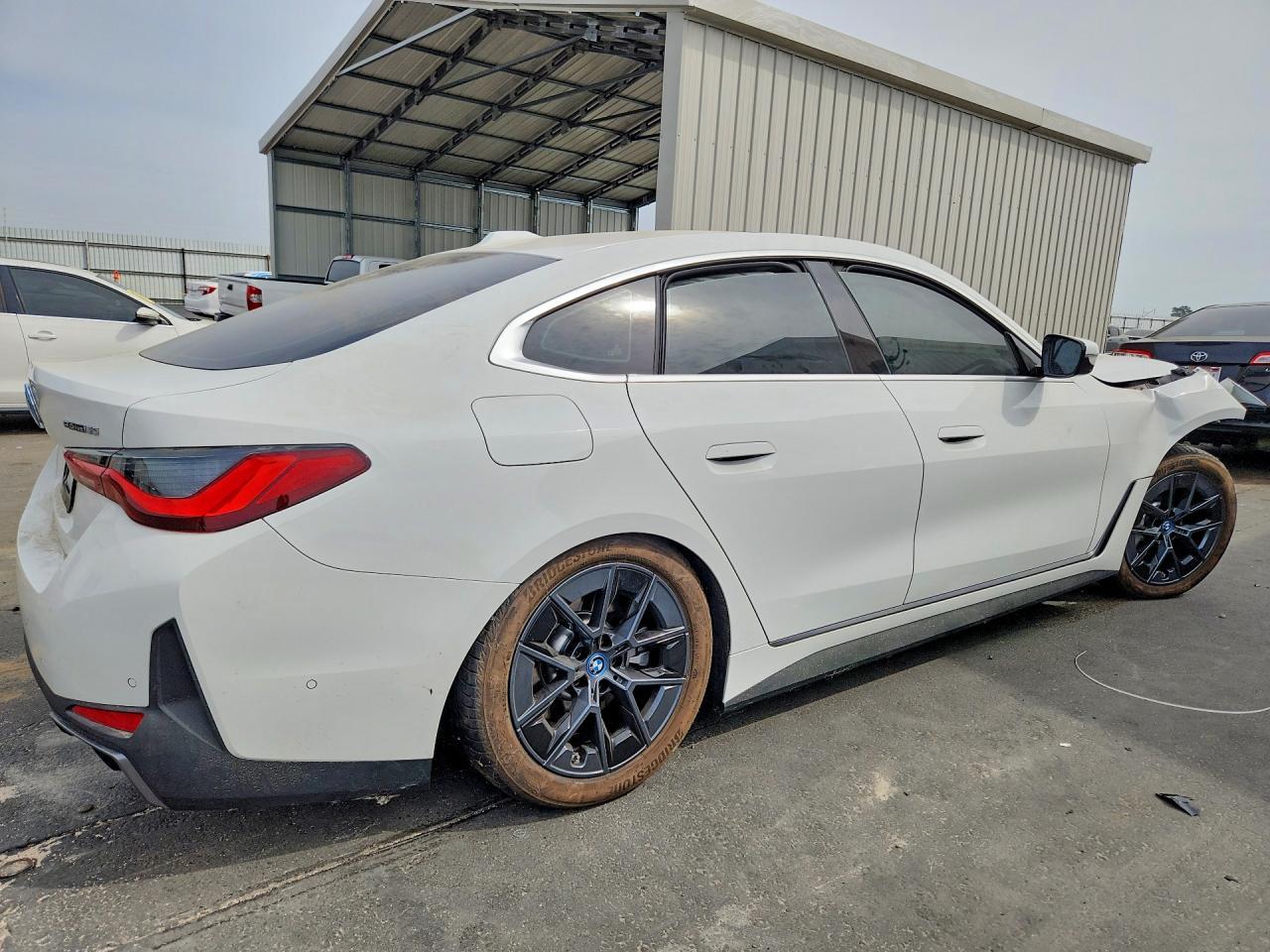 2024 BMW i4
