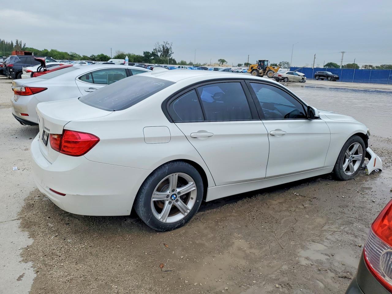 2014 BMW 3 SERIES