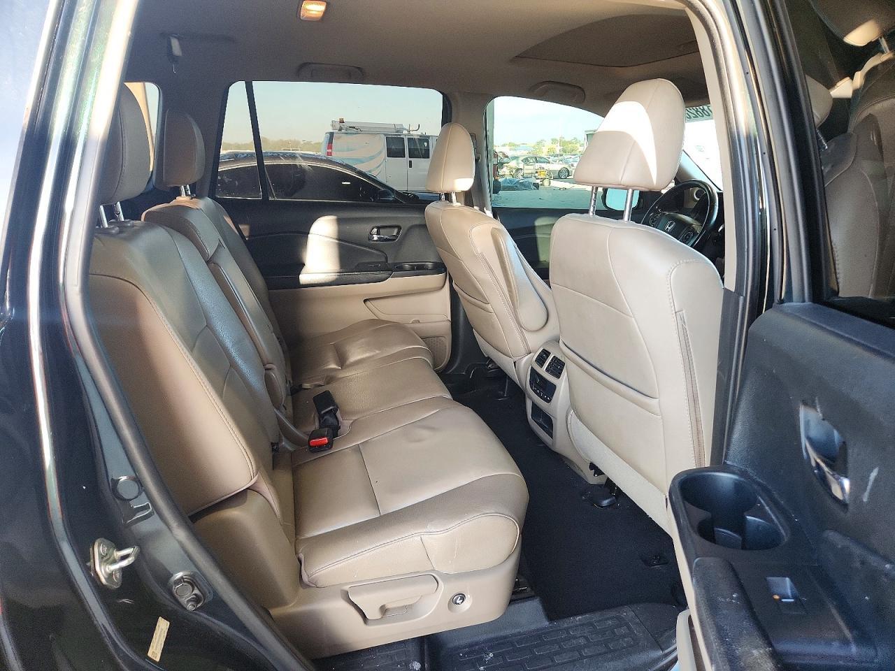 2016 HONDA PILOT