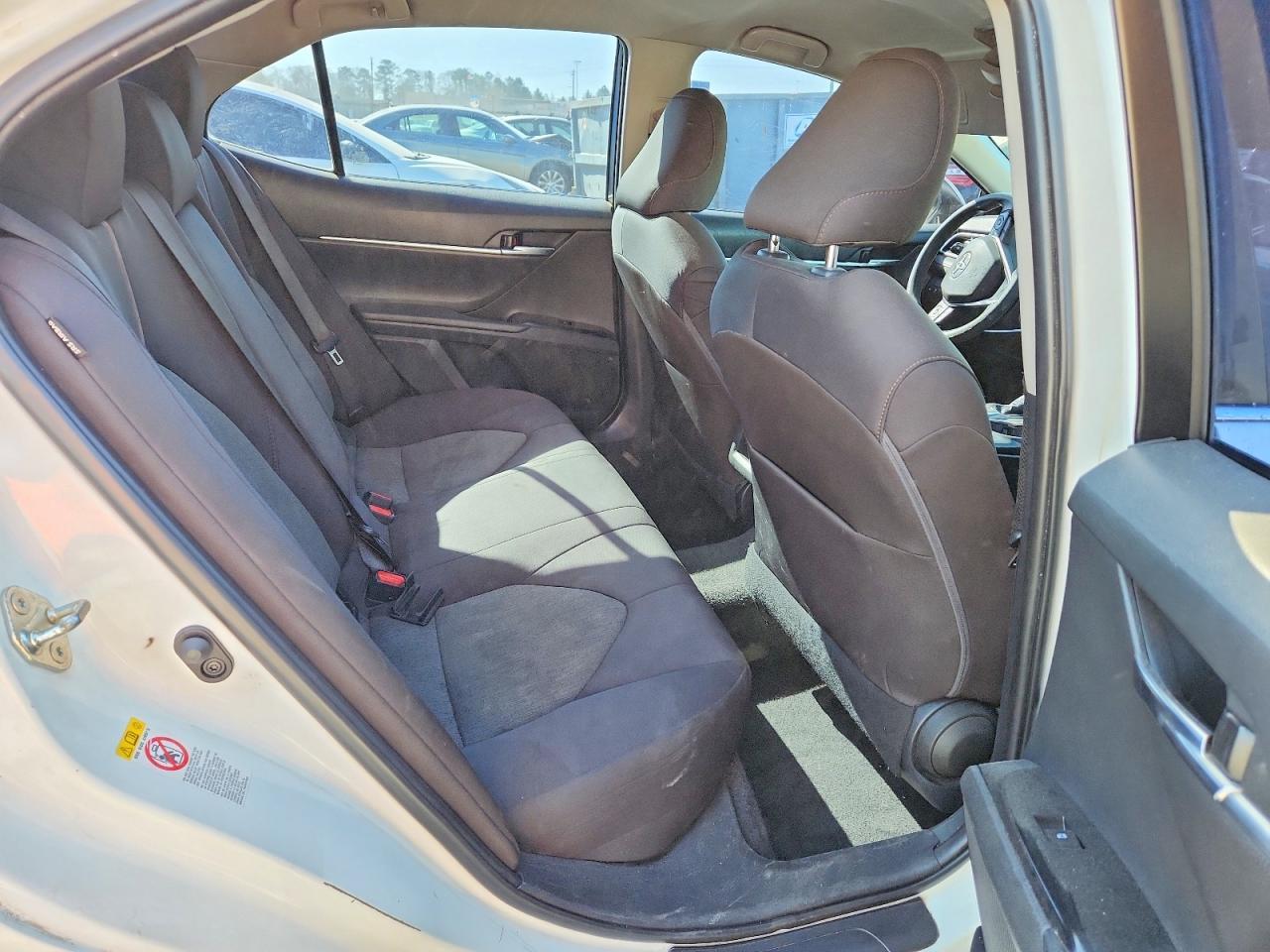 2018 TOYOTA CAMRY