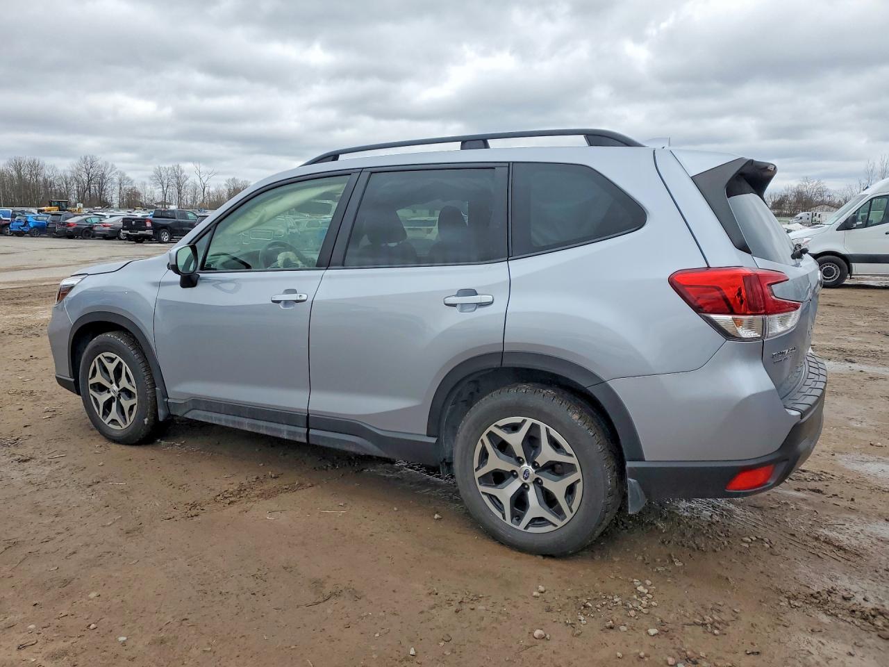 2021 SUBARU FORESTER