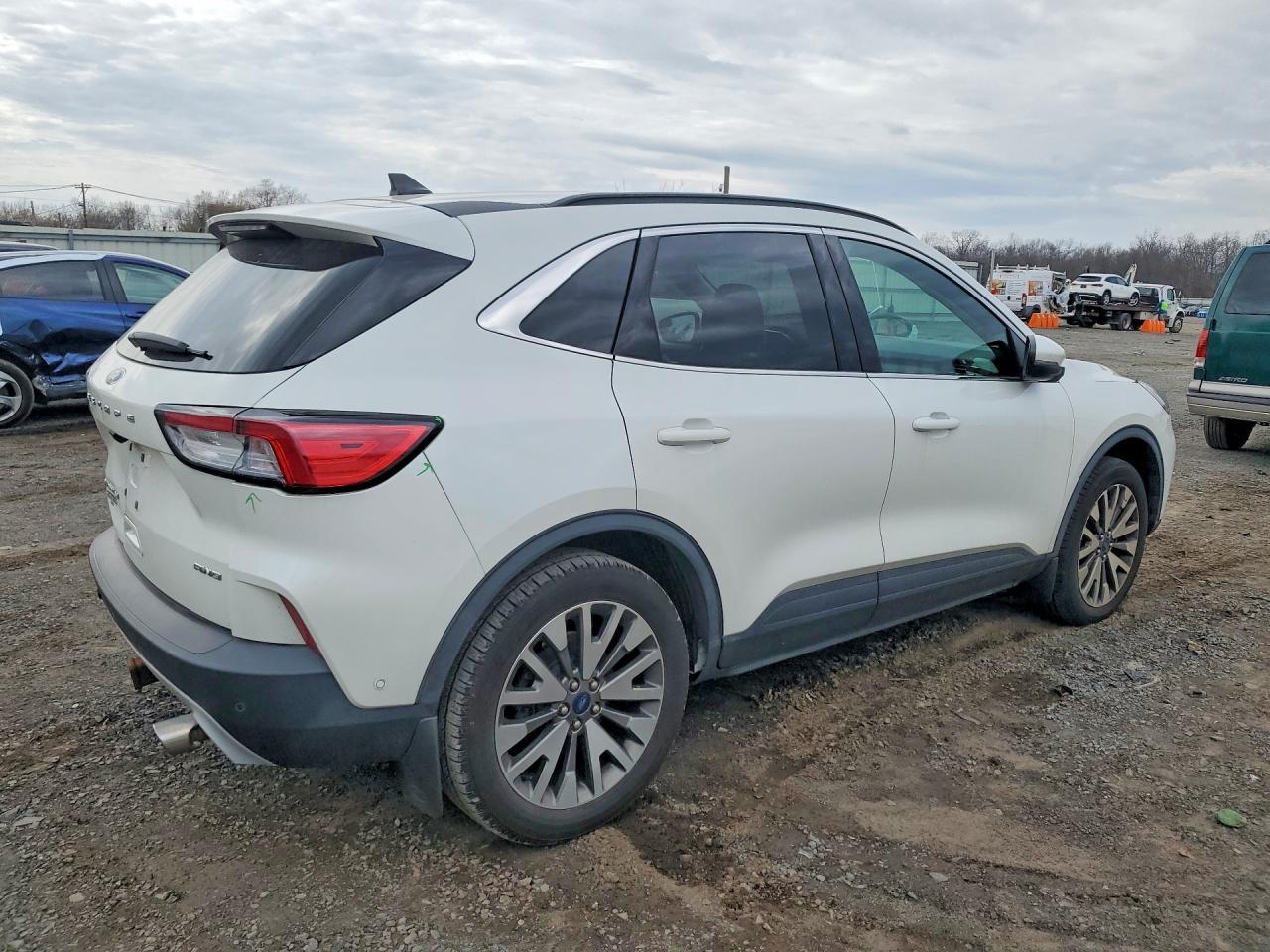 2020 FORD ESCAPE