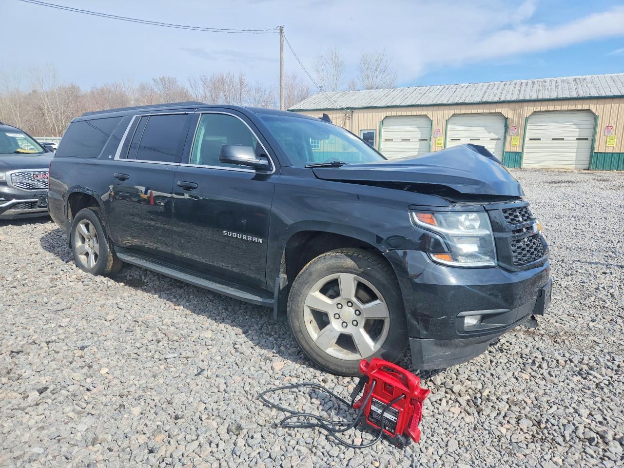 2016 CHEVROLET Suburban