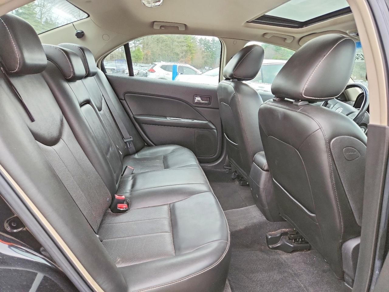 2010 MERCURY Milan
