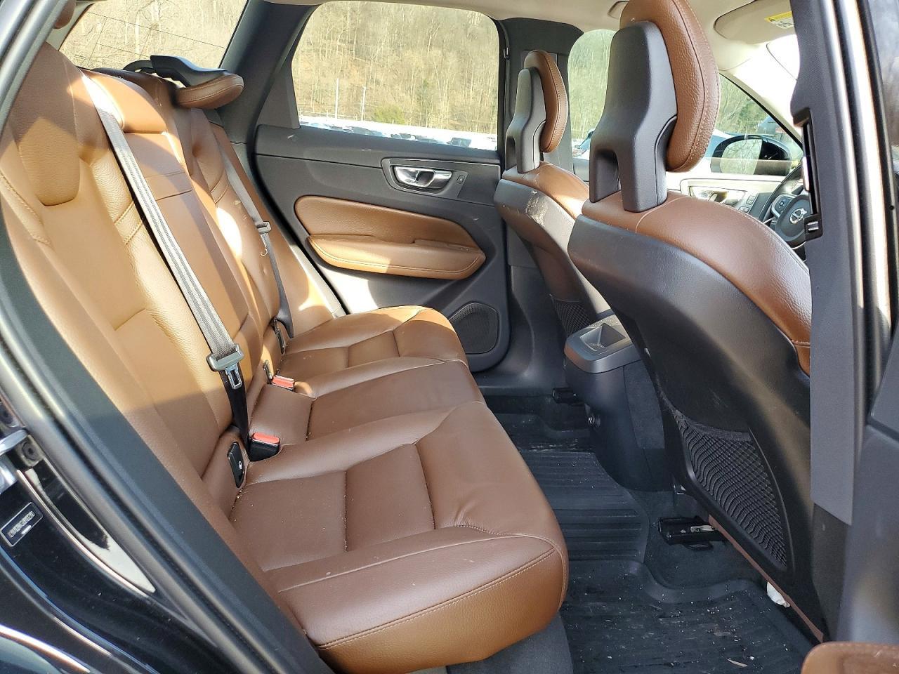 2018 VOLVO XC60