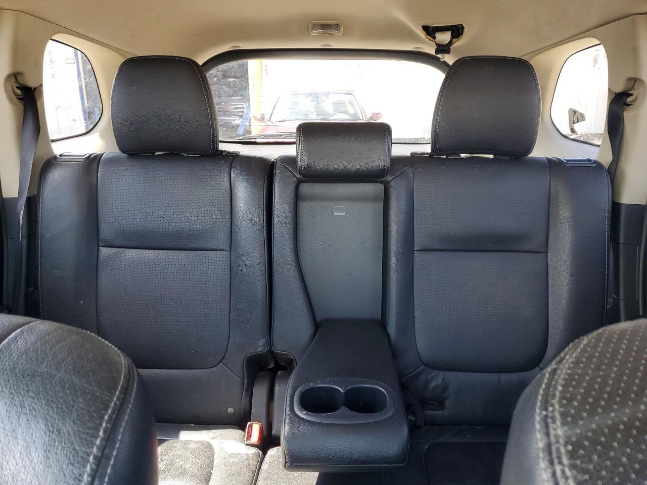 2016 MITSUBISHI outlander