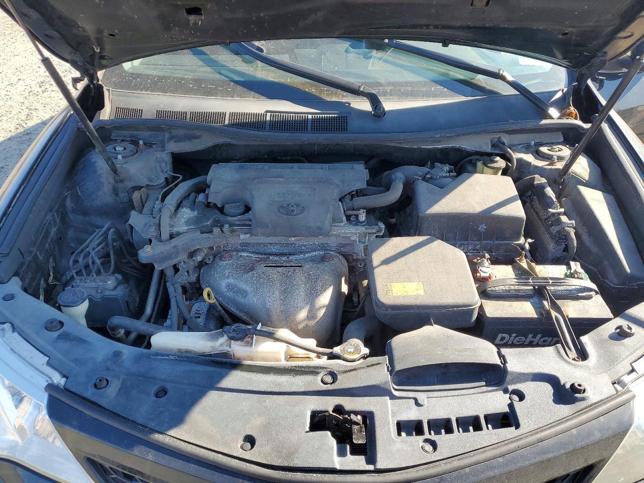 2014 TOYOTA CAMRY